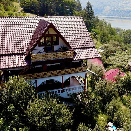 Vila Victoria Pangarati Екстер'єр фото